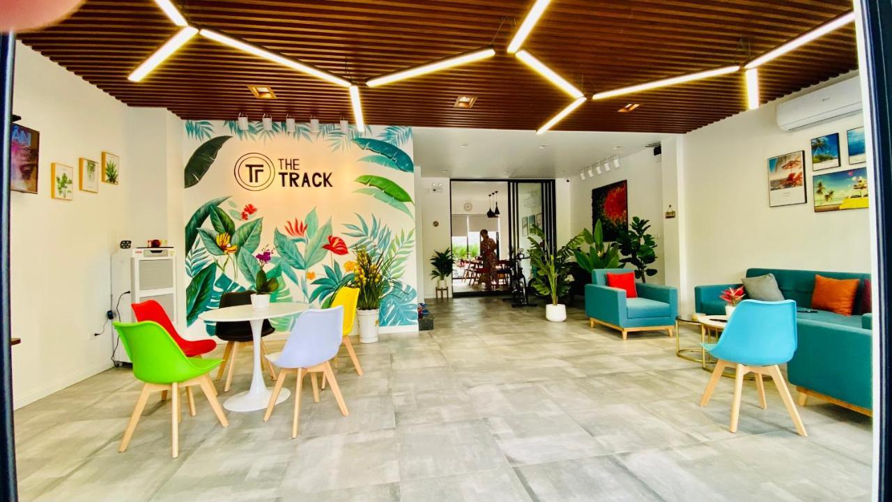 The Track Homestay - Near Bai Dai Beach Cam Lam Exterior foto
